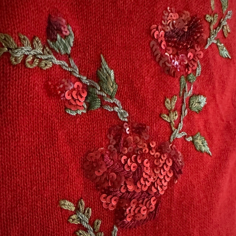 Sequin Beaded Embroidered Rose Red Cardigan Sweater Grannycore VTG Valentines Da - Picture 15 of 15